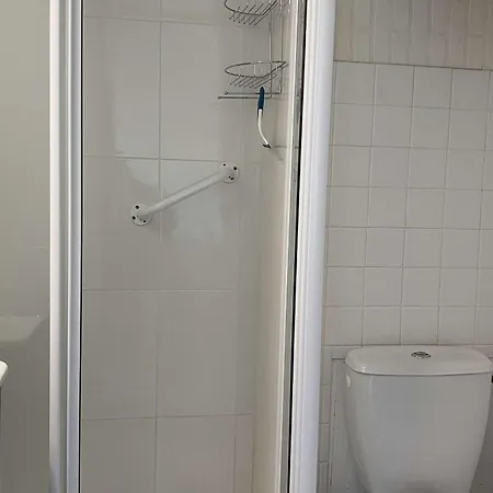 Lejlighed Beau T1 Avec Vue Sur L'etang A - Fr-1-553-294
